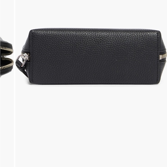 Marc Jacobs Black Leather Crossbody Bag - Picture 6 of 7